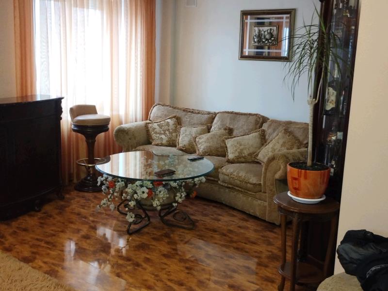 Луцьк, вул. Шота Руставелі, 10